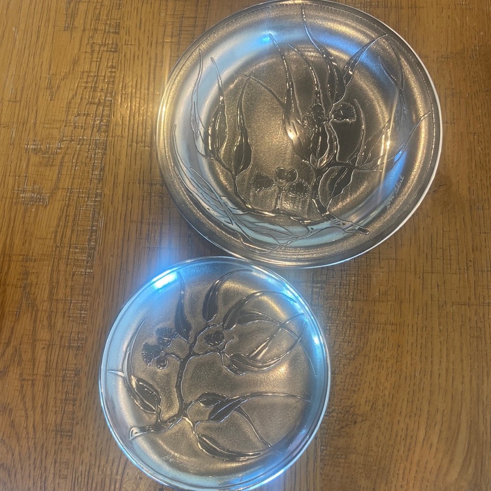 DON SHEIL OF AUSTRALIA 2 PLATES